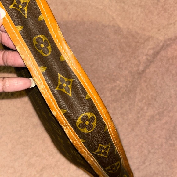 Louis Vuitton French Co Racket Holder😳🥳🥳❌ - Picture 3 of 8